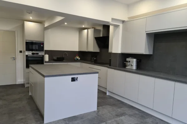 Kitchen extension Northwood by BuildJoy